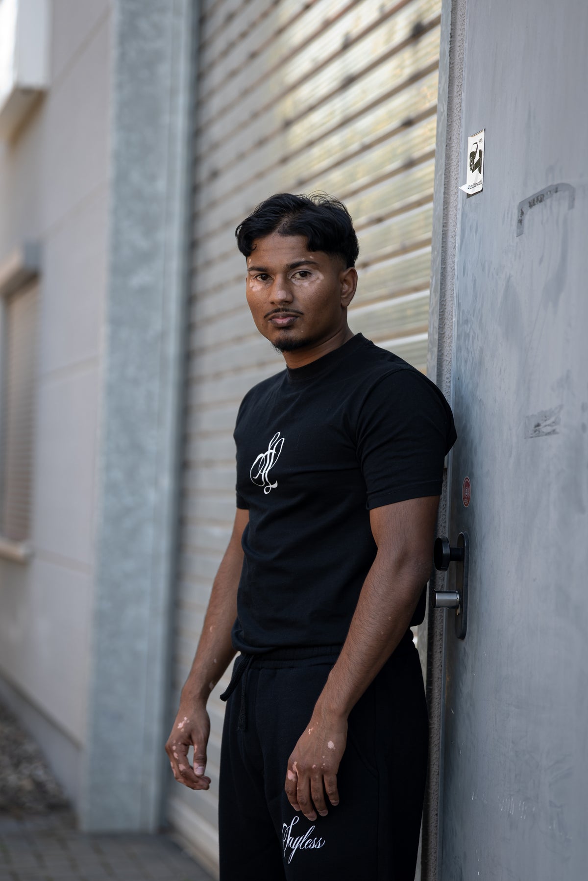 T-SHIRT - SAYLESS / FIRST COLLECTION